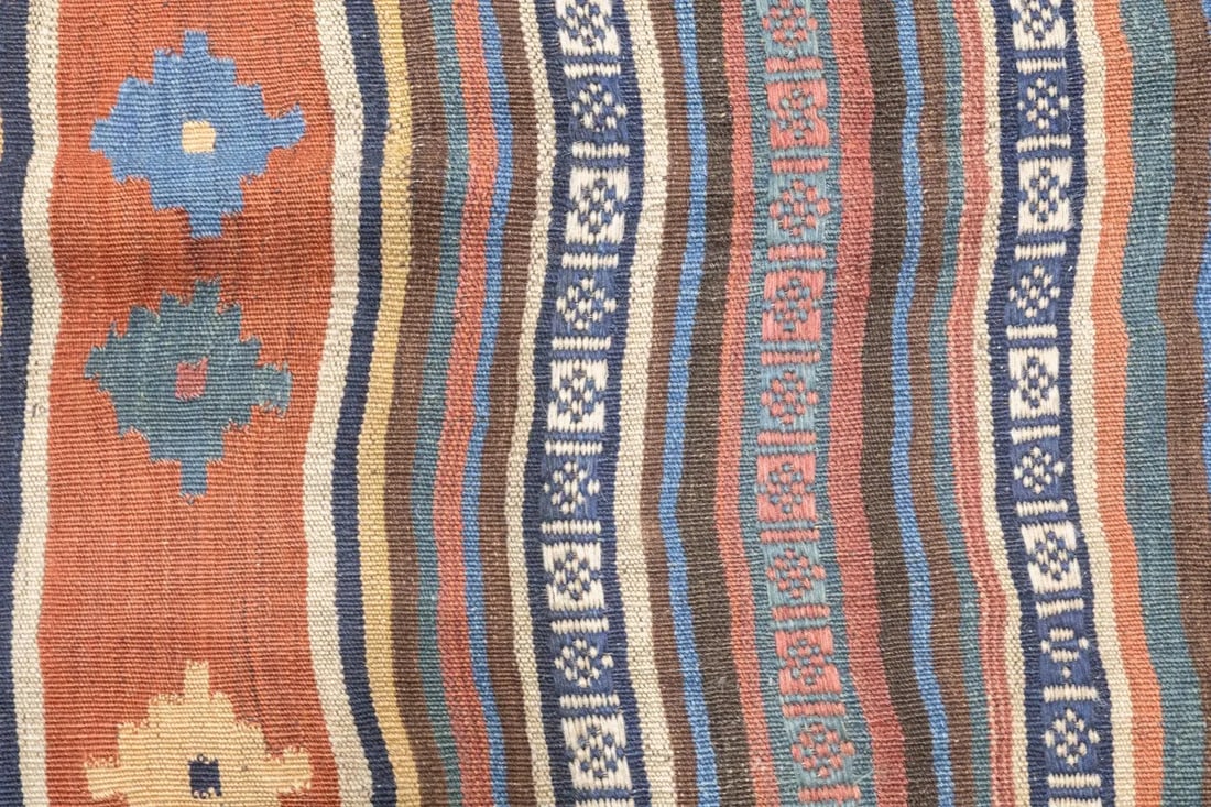 Fine Antique Persian Qashqai Kilim Rug 5'5'' X 8'2'' - 11