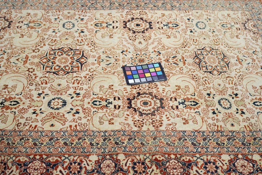 Late 18th Century Antique Haji Jalili Rug 4'3'' x 5'3'' - 9
