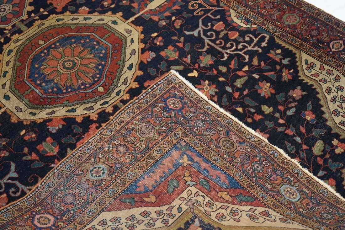 Late 18th Century Antique Farahan Sarouk Rug 4'0'' x 6'4'' - 12