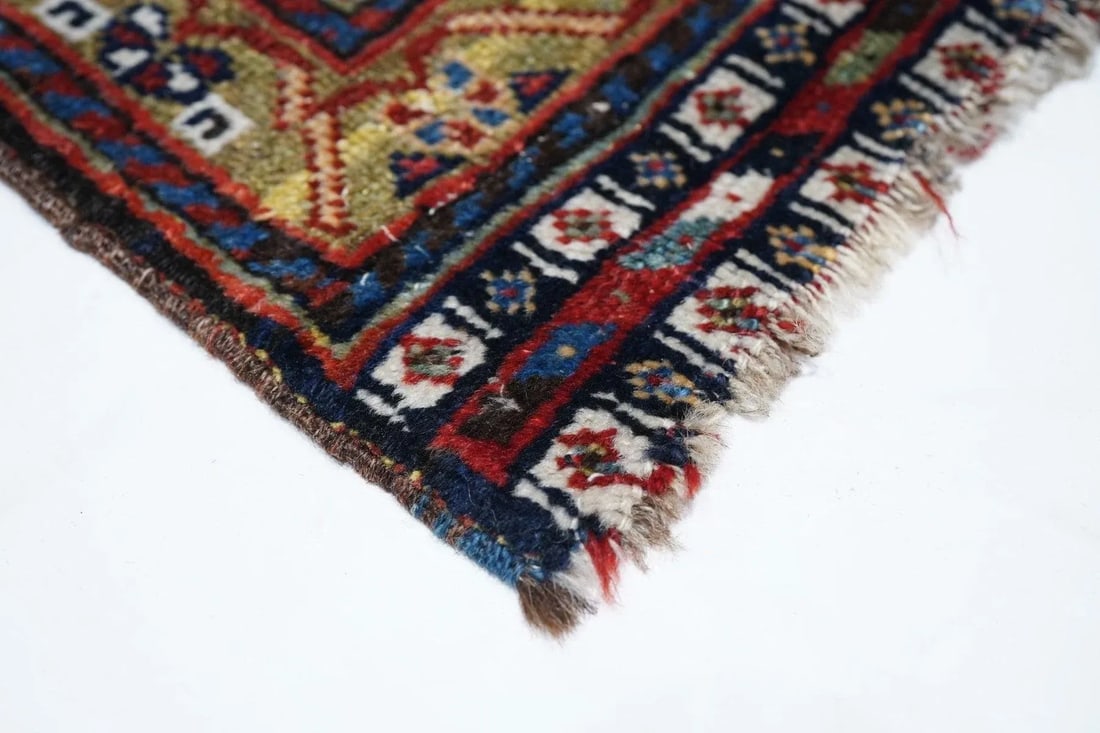 Antique Qashqai Rug 4'6'' x 8'2'' - 5