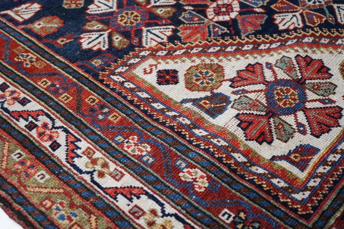 Antique Qashqai Rug 4'6'' x 8'2'' - 6