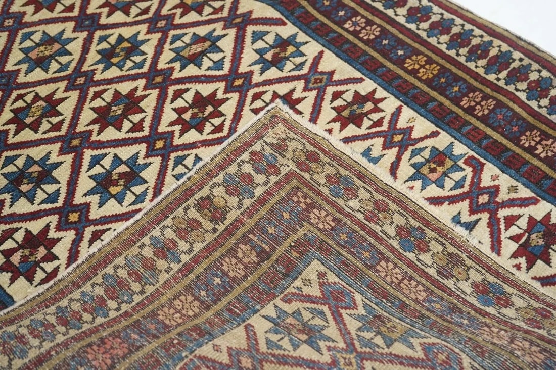 Late 18th Century Antique Shirvan Rug 2'6'' x 4'5'' - 8
