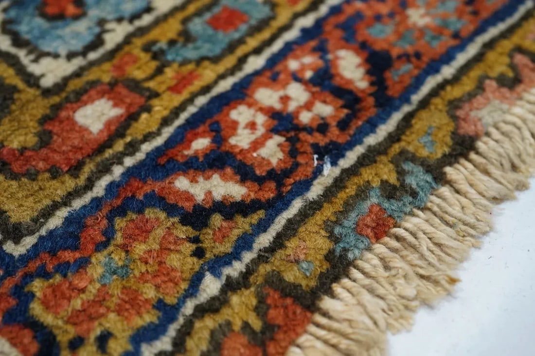 Antique Heriz Rug 3'1'' x 5'5'' - 5