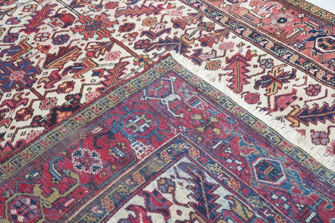 Vintage Heriz Rug 8'1'' x 11' - 10