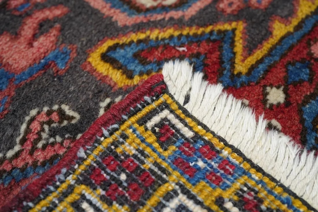 Vintage Heriz Rug 7'10'' x 10'11'' - 8