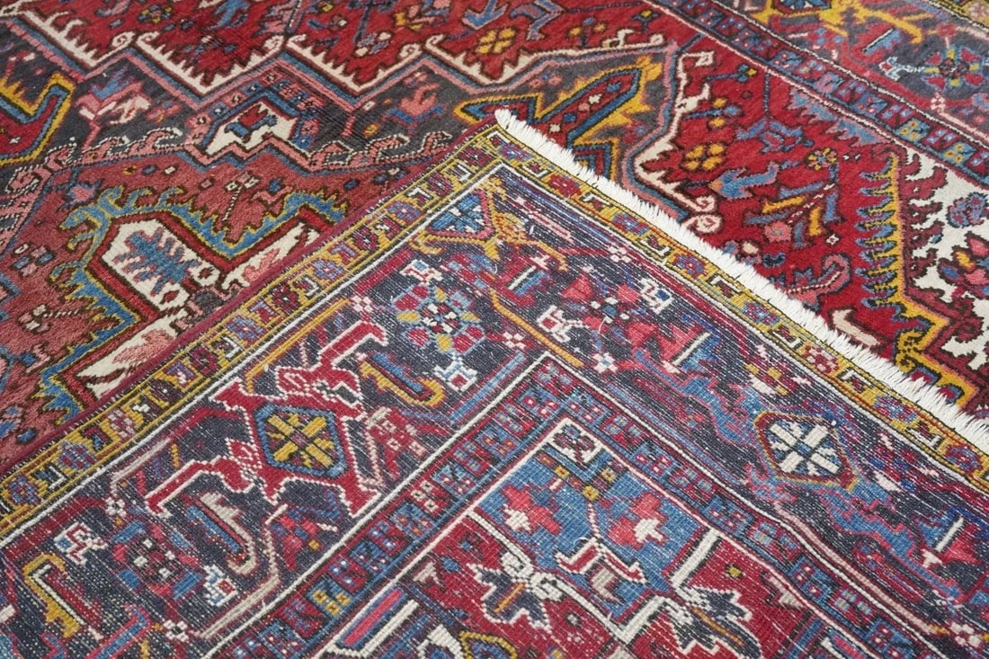 Vintage Heriz Rug 7'10'' x 10'11'' - 9
