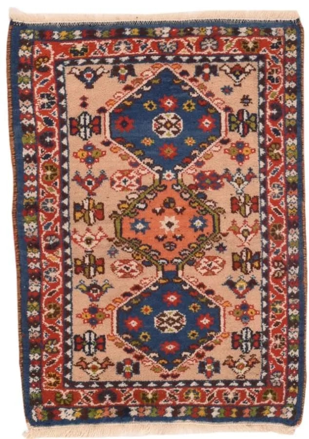 1950s Persian Yalameh Rug-1"²11"³ × 3"² - 4