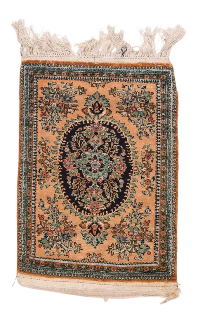 Qum Rug 2'0" X 2'9'' (1 of 5)
