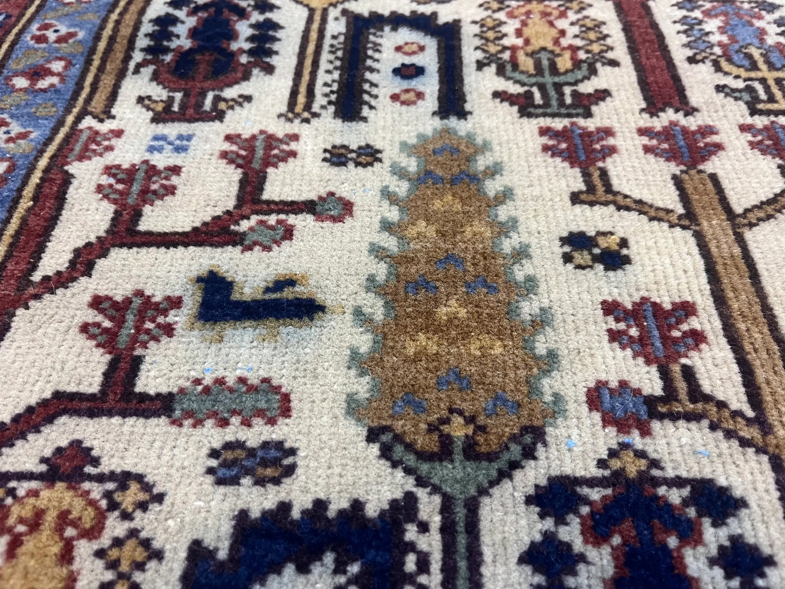 Vintage Turkish Sivas Rug 5'2" X 7'1" - 5