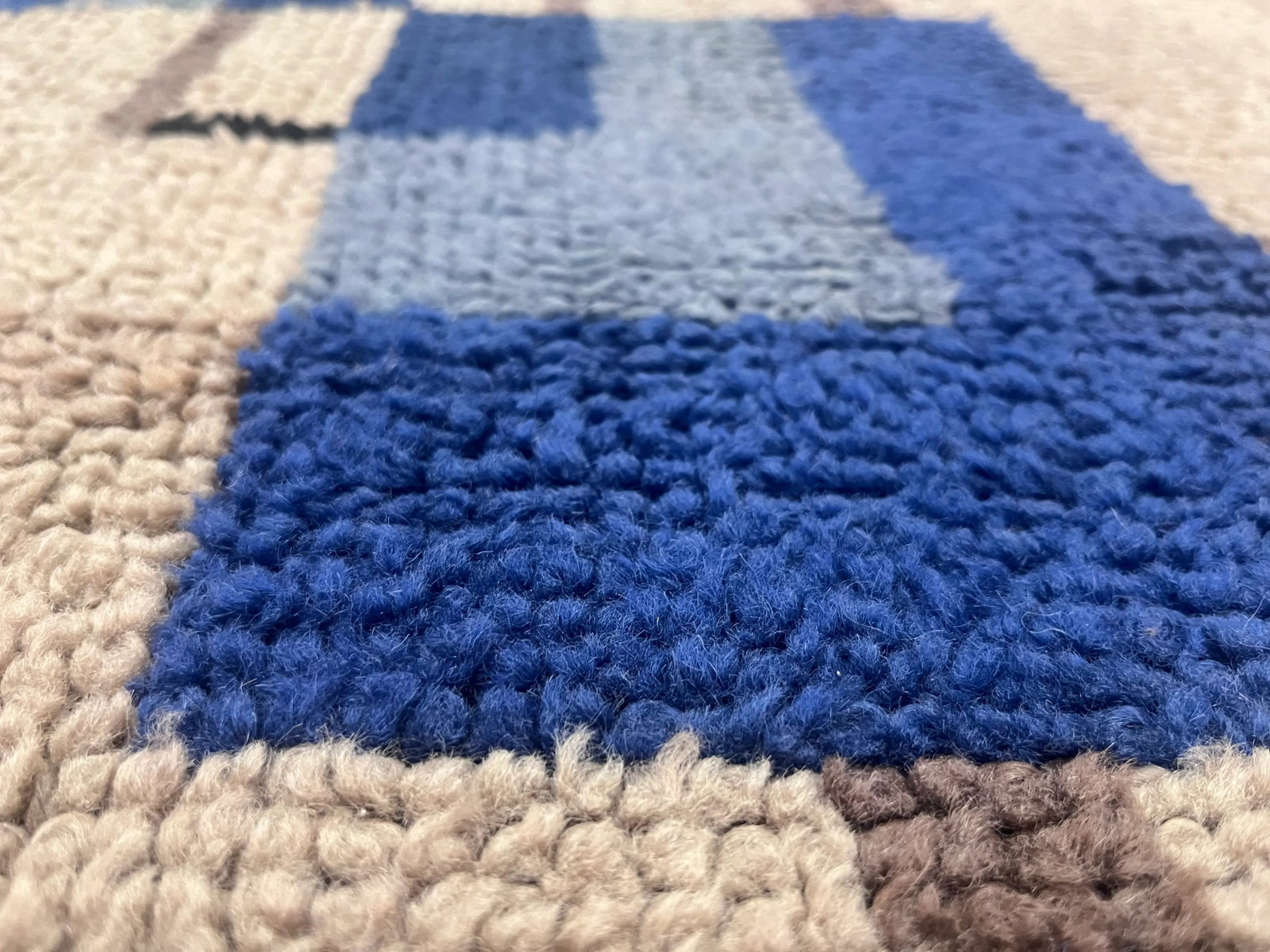 Fine Mid Century French Wool Rug 4'9" X 7'3" - 3
