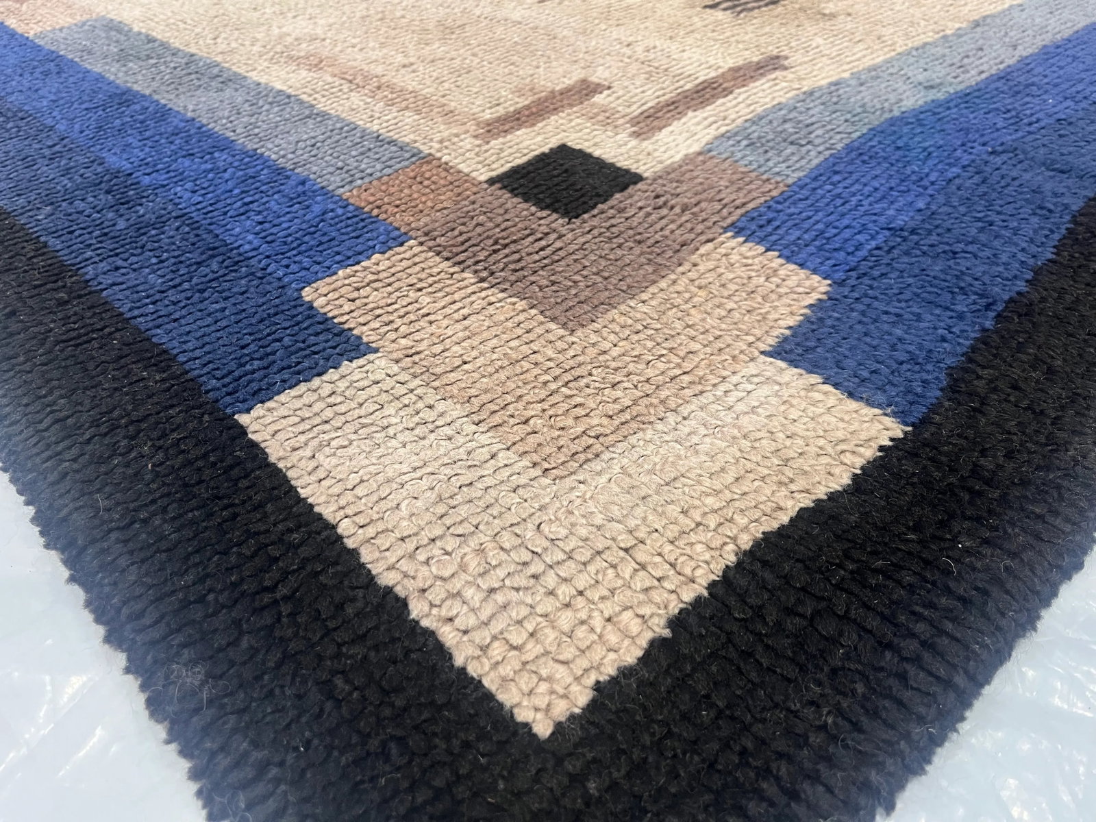 Fine Mid Century French Wool Rug 4'9" X 7'3" - 5
