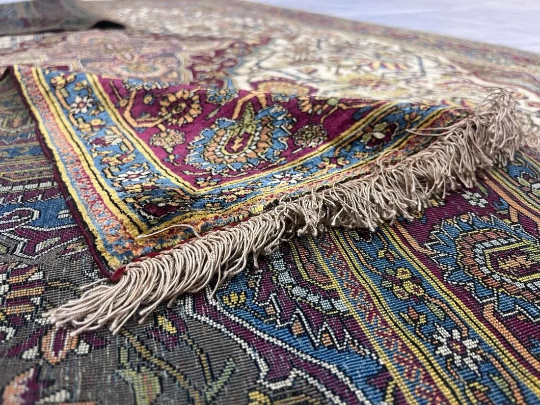 Extremely Fine and Rare Antique Persian Silk on Silk Farahan Rug - 5