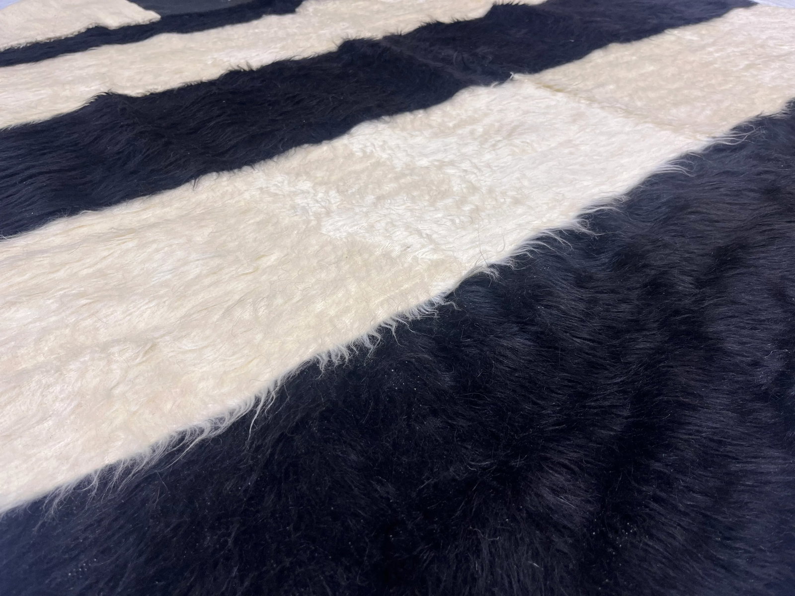 Fine Vintage Moroccan Wool Rug - 5