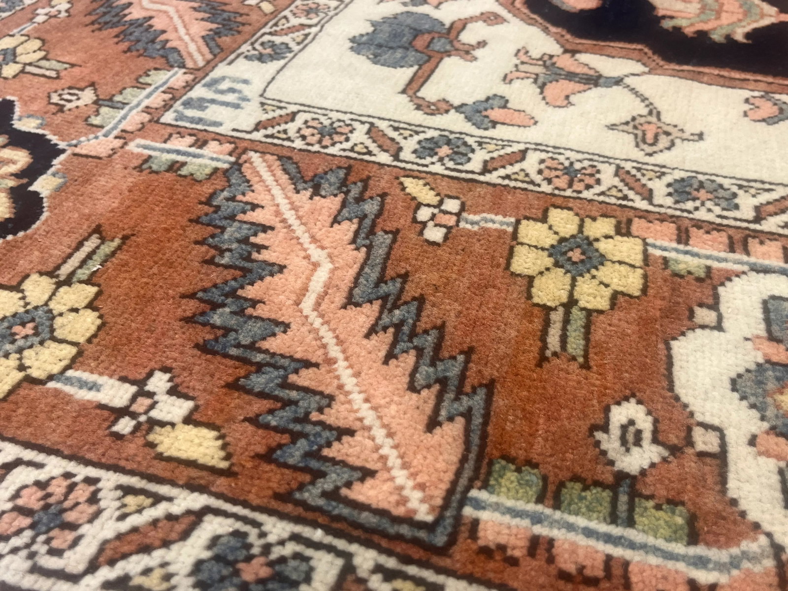 Fine Vintage Persian Heriz Serapi Rug 4'10" X 7'6" - 7