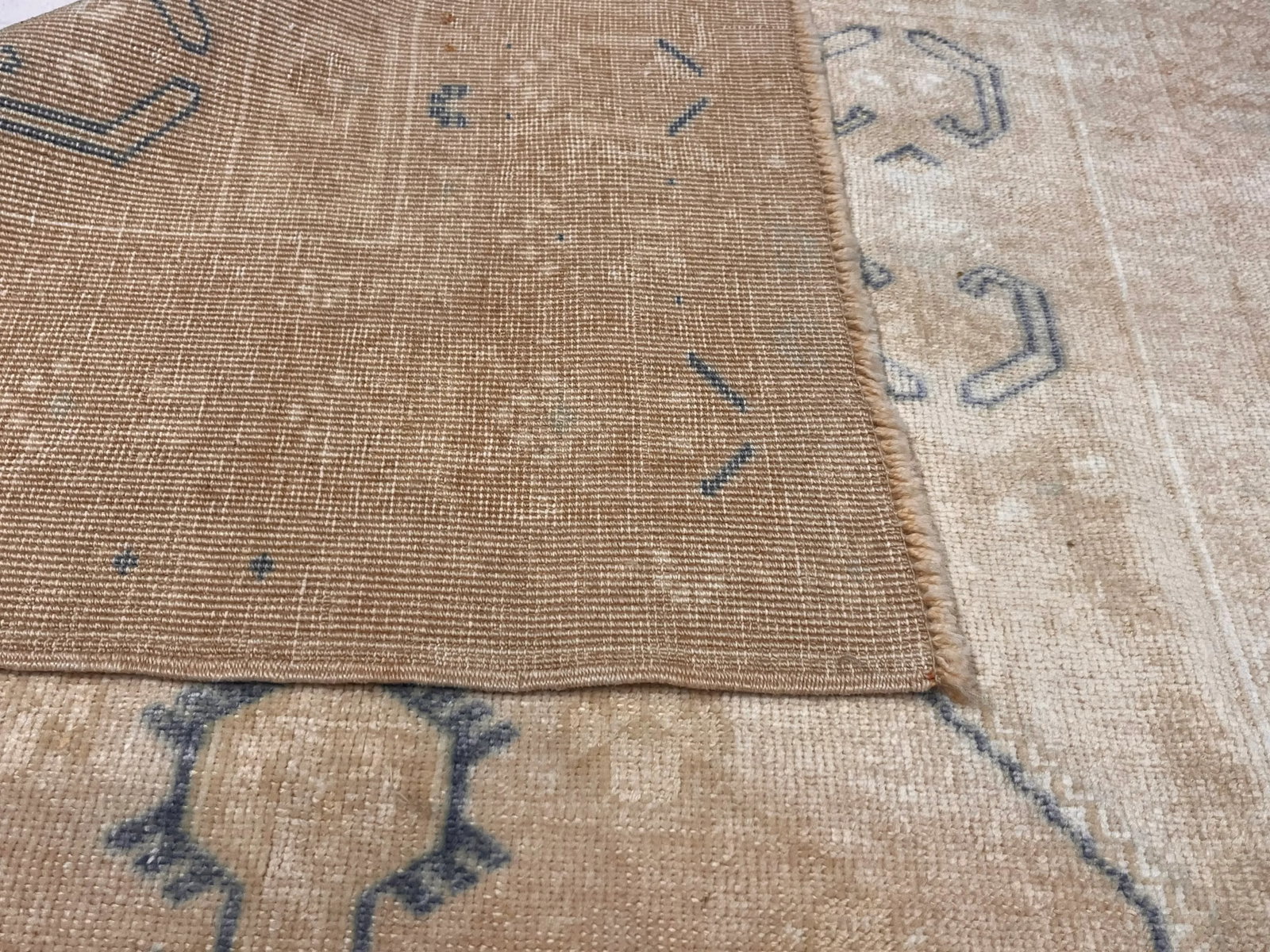 Vintage Turkish Oushak Rug 3'7" X 7'6" - 4