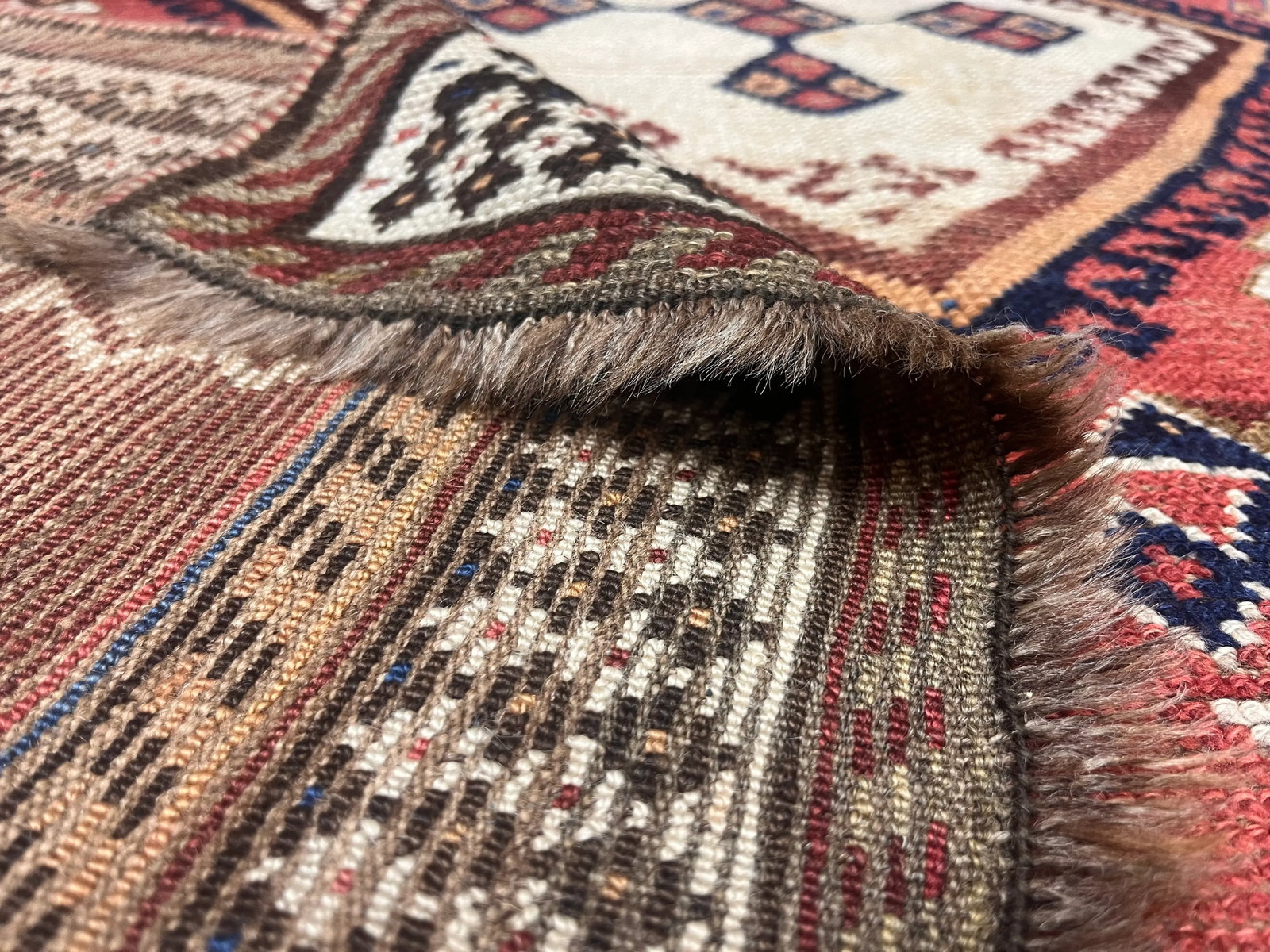 Fine Antique Persian Qashqai Rug 4'3" X 7'3" - 3