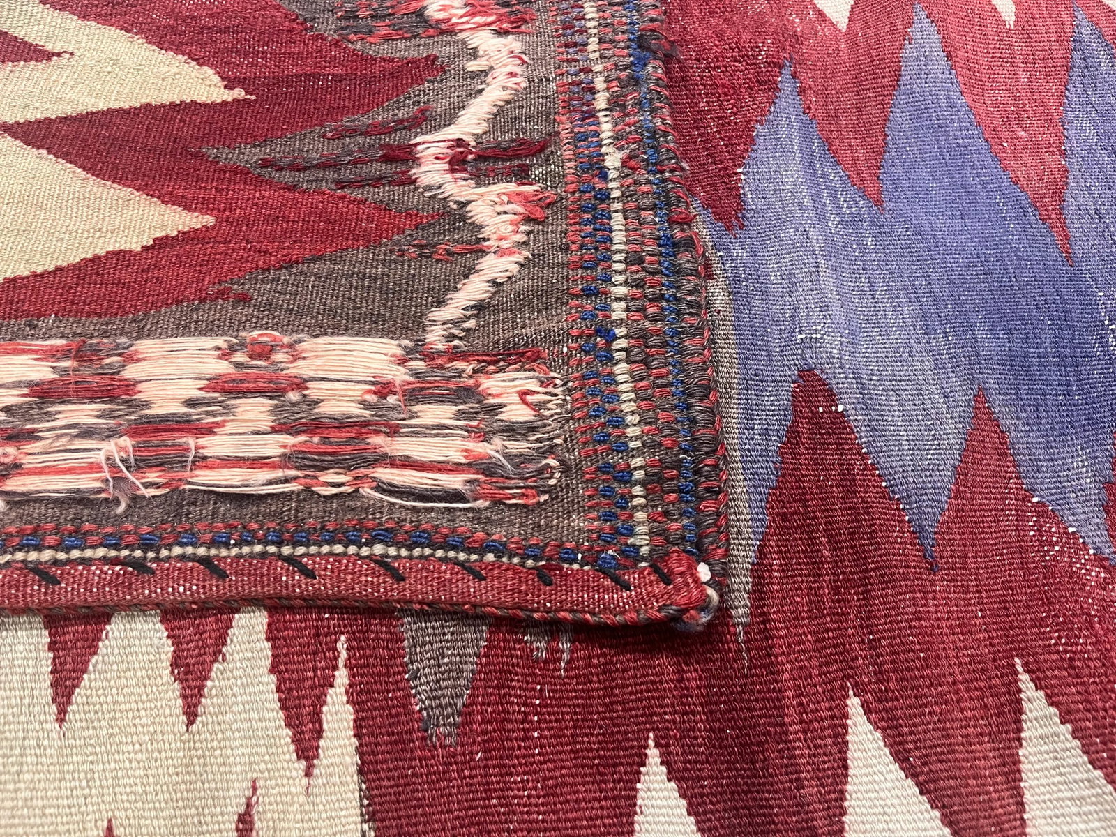 Antique Persian Tribal Kilim Rug 3'9" X 3'10" - 4