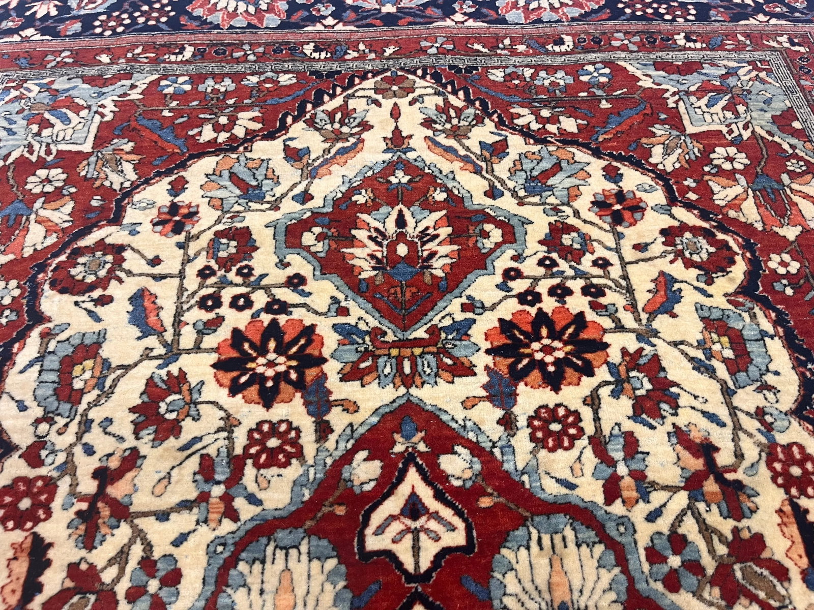 Antique Persian Mohtasham Kashan Rug 4'5" X 6'9" - 3
