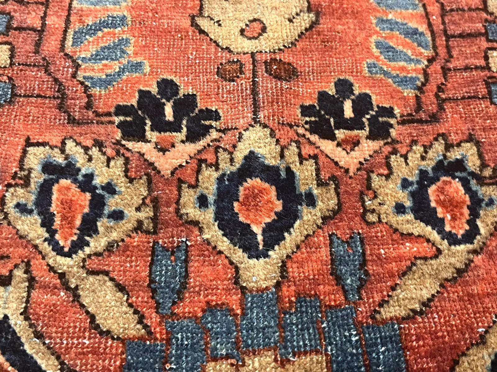 Antique Persian Sarouk Rug 2'8" X 5'0" - 7