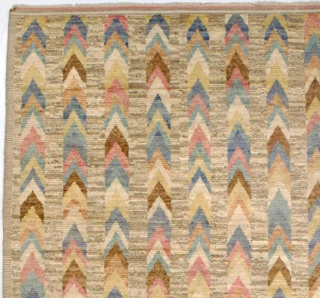 Fine Vintage Swedish Designer Rug 5'1" X 7'3" - 4
