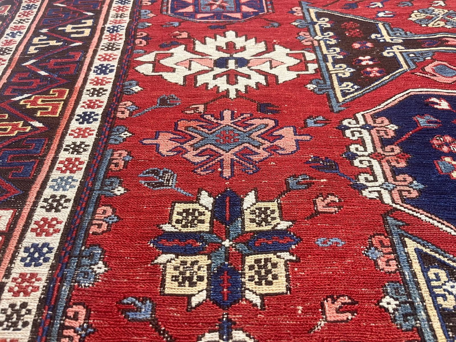 Fine Antique Sumak Rug 7'8" X 9'1" - 3