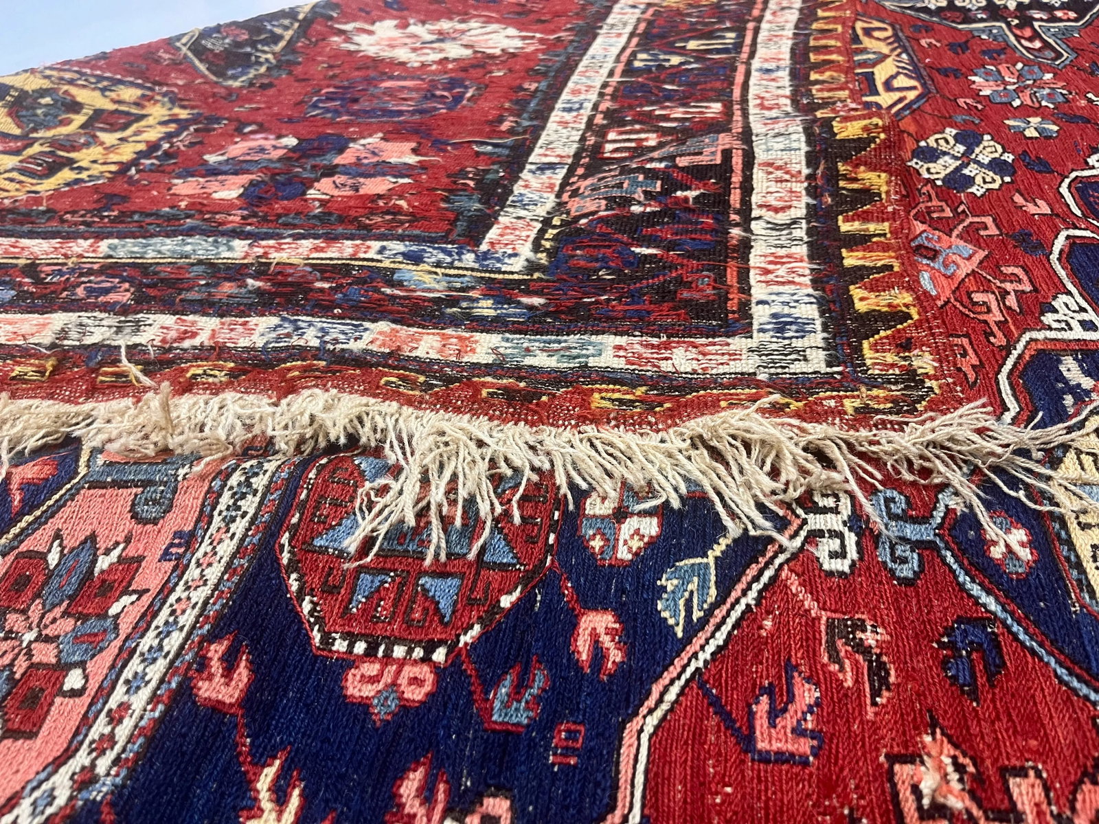 Fine Antique Sumak Rug 7'8" X 9'1" - 4