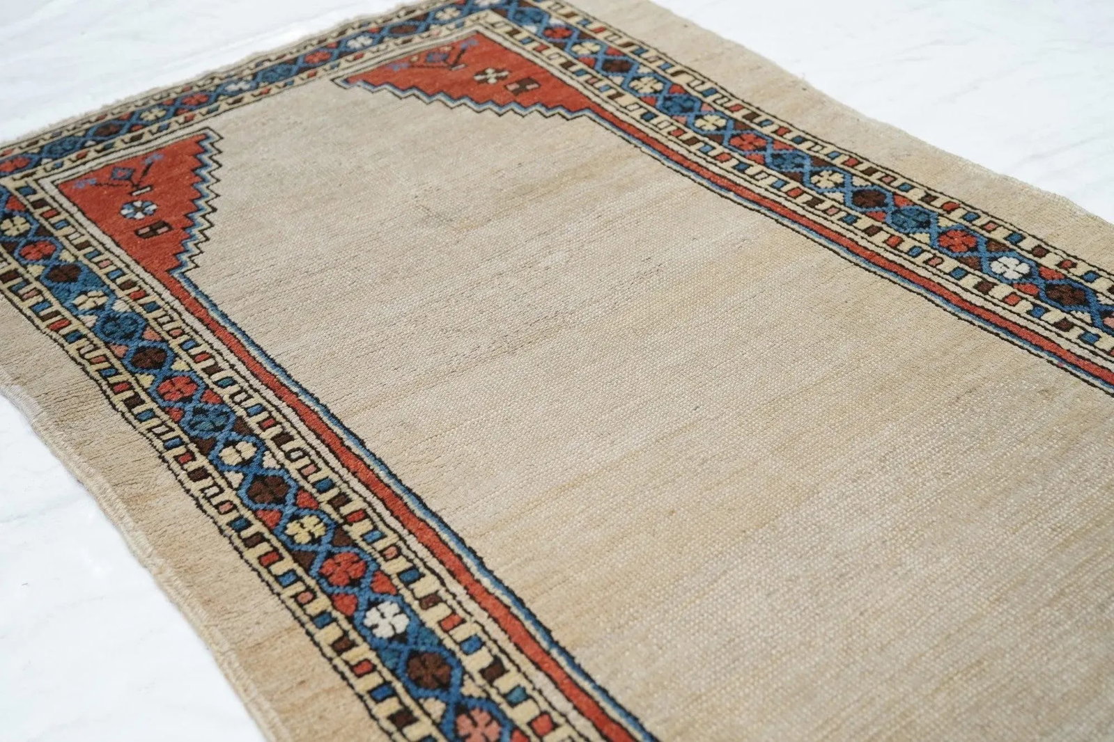 Antique Bakshayesh Rug 2'6'' X 4'3'' - 8