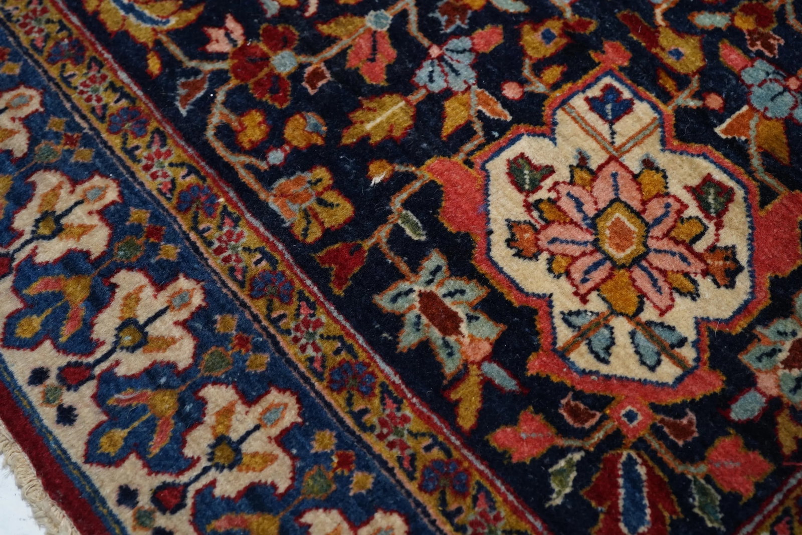 Vintage Persian Sarouk Rug 11'10" X 17'6" - 5