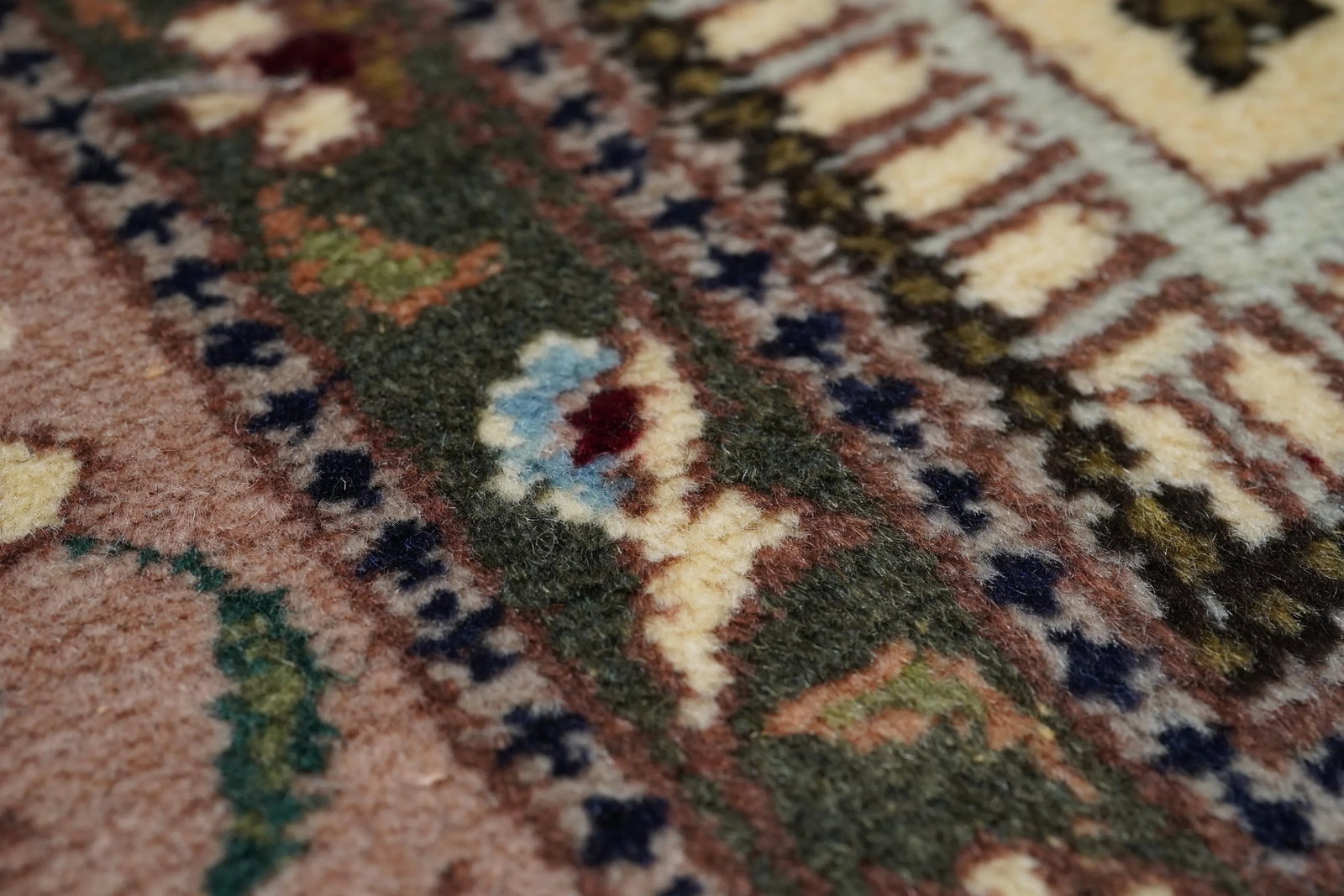 Vintage Persian Tabriz Rug 8'3'' X 10'8'' - 10