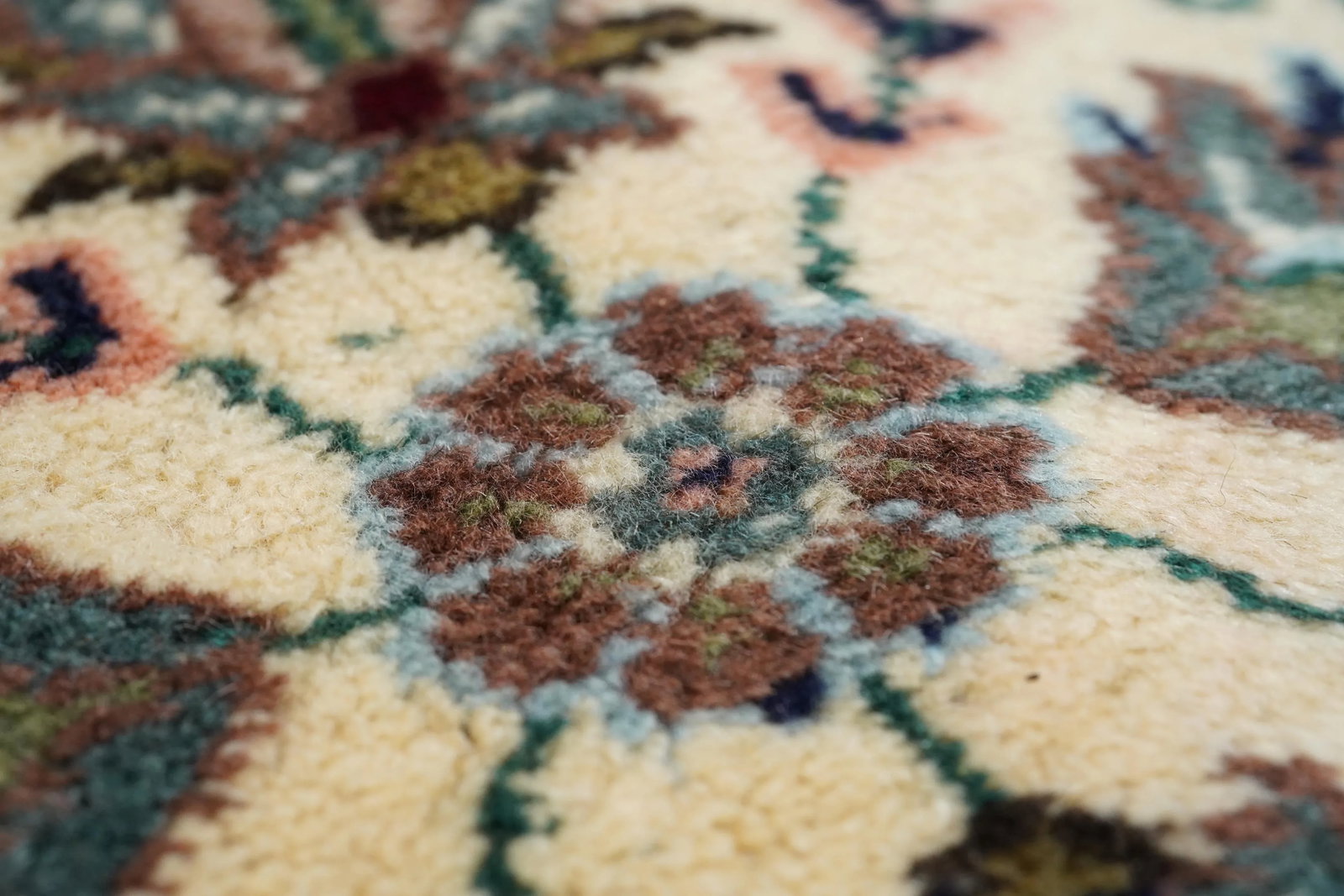 Vintage Persian Tabriz Rug 8'3'' X 10'8'' - 4