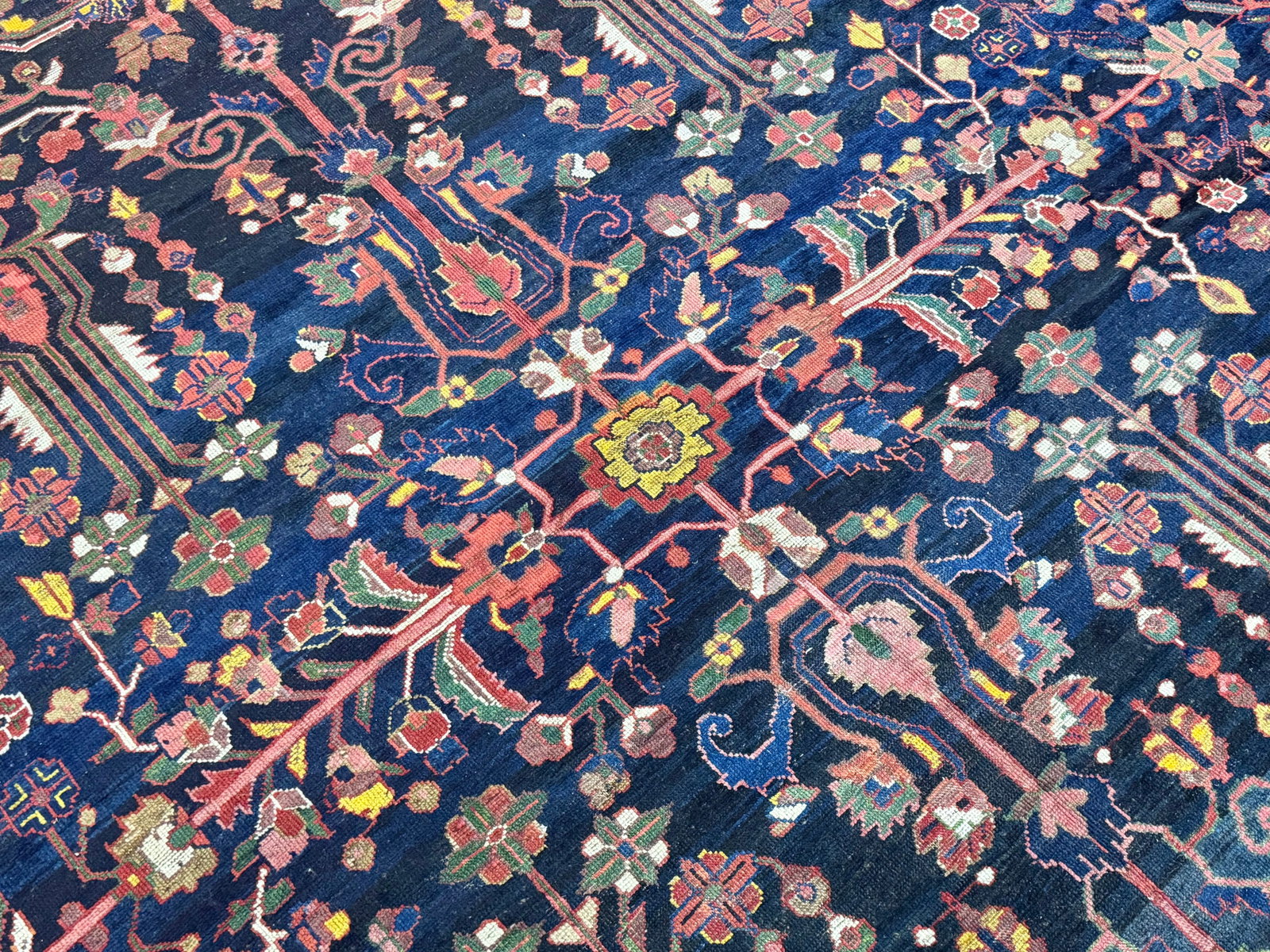 Vintage Bakhtiari Rug 12'6'' X 14'11'' - 8