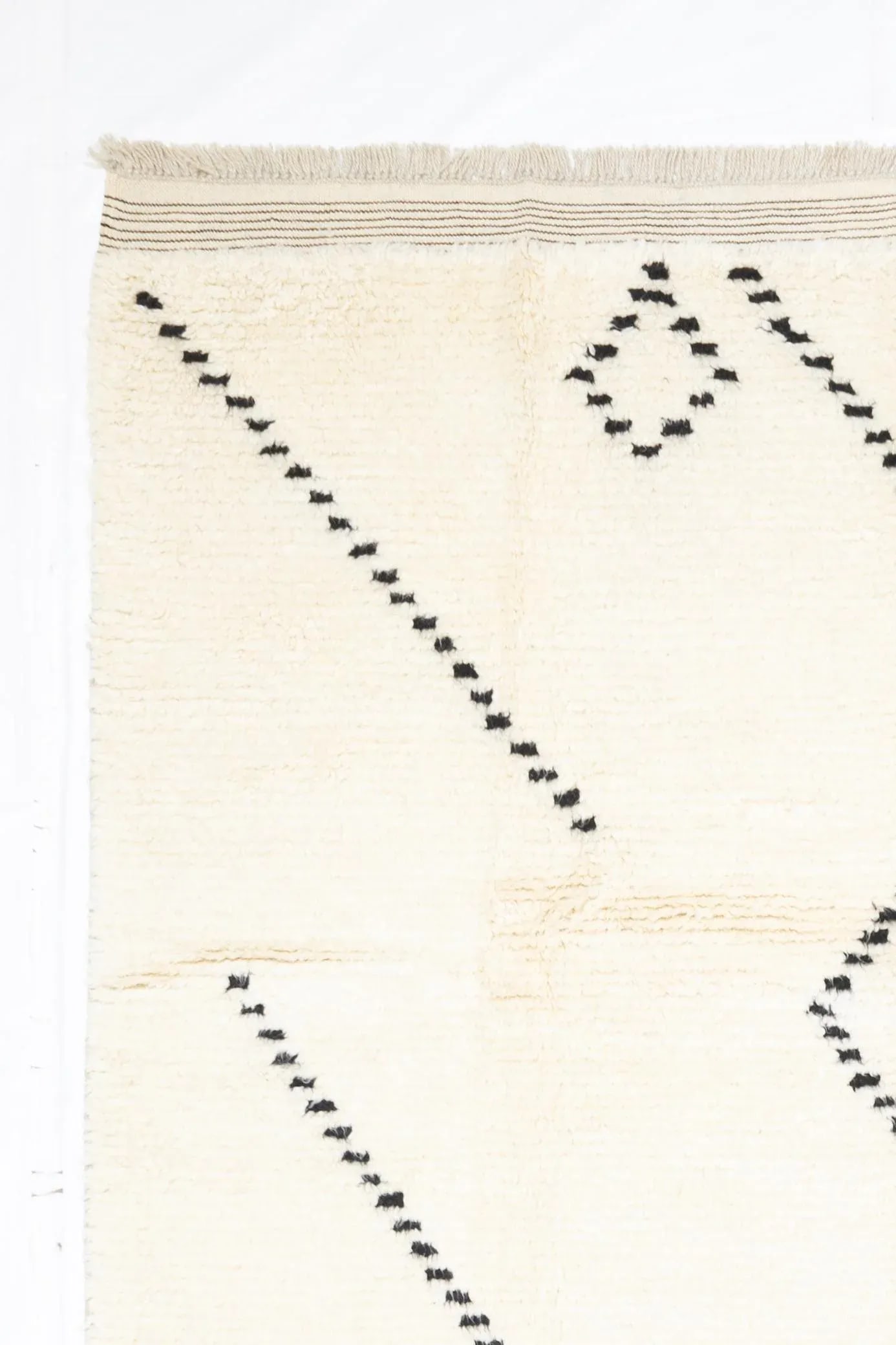 Fine Vintage Moroccan Wool Rug 8'6" X 11'7" - 5