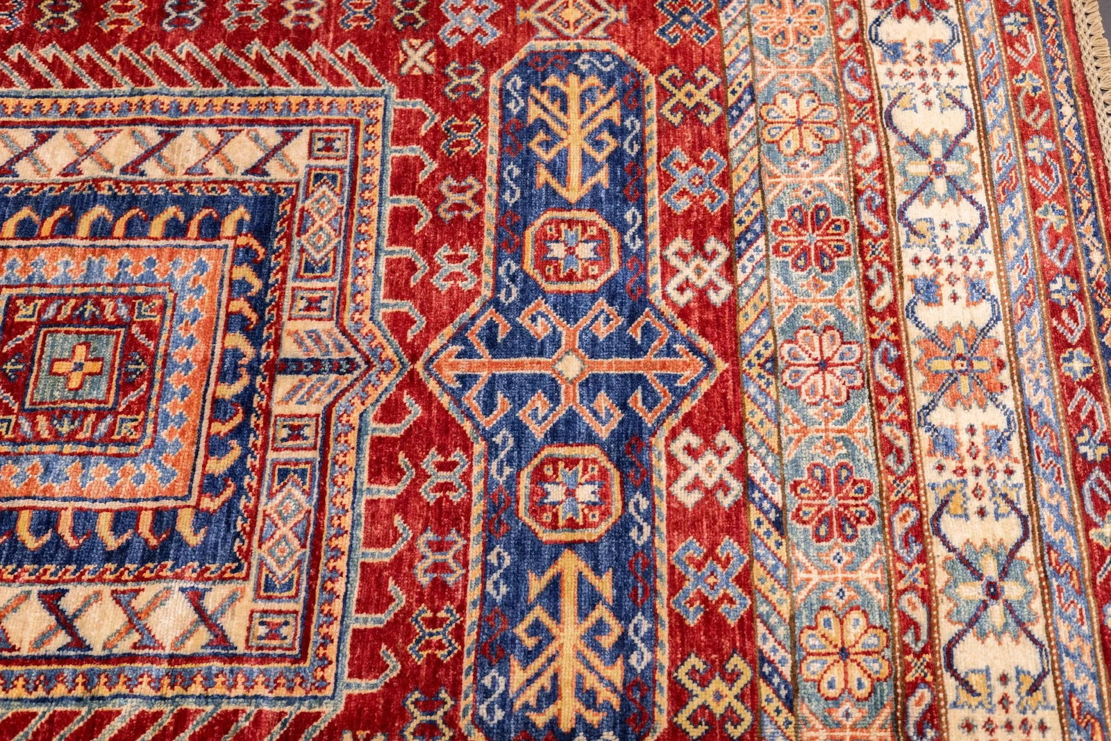 Kazak Rug 5'10'' X 9'2'' - 4