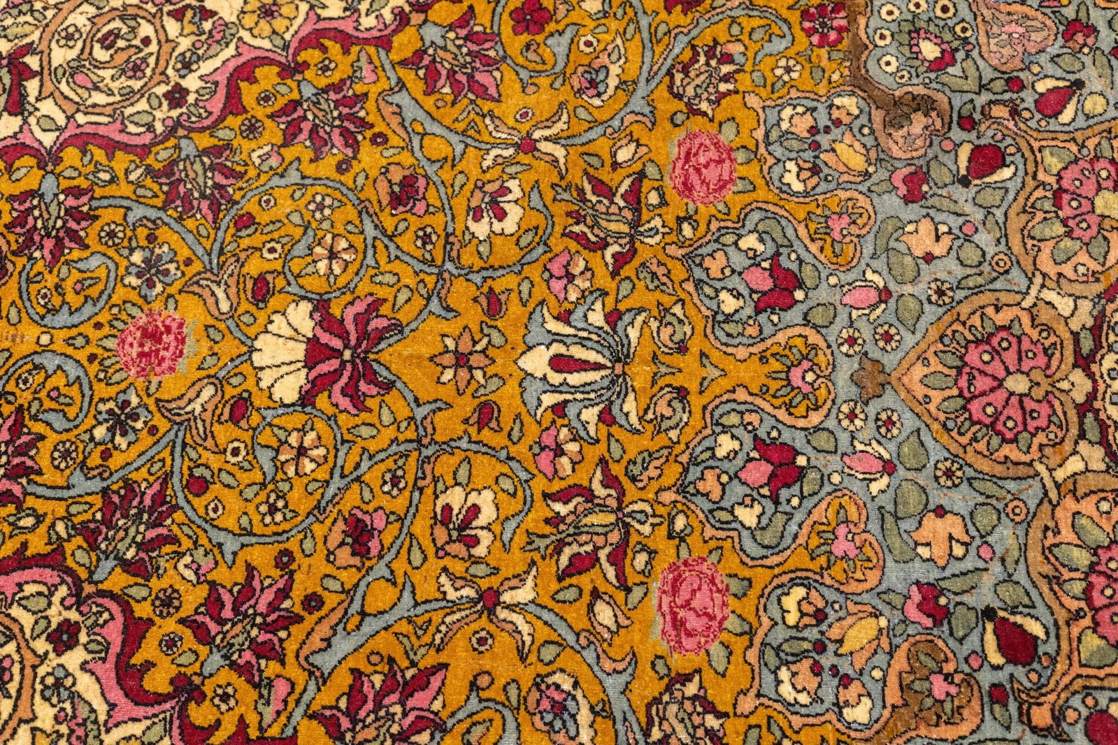 Antique Persian Tehran Rug 7'3'' X 9'10'' - 6
