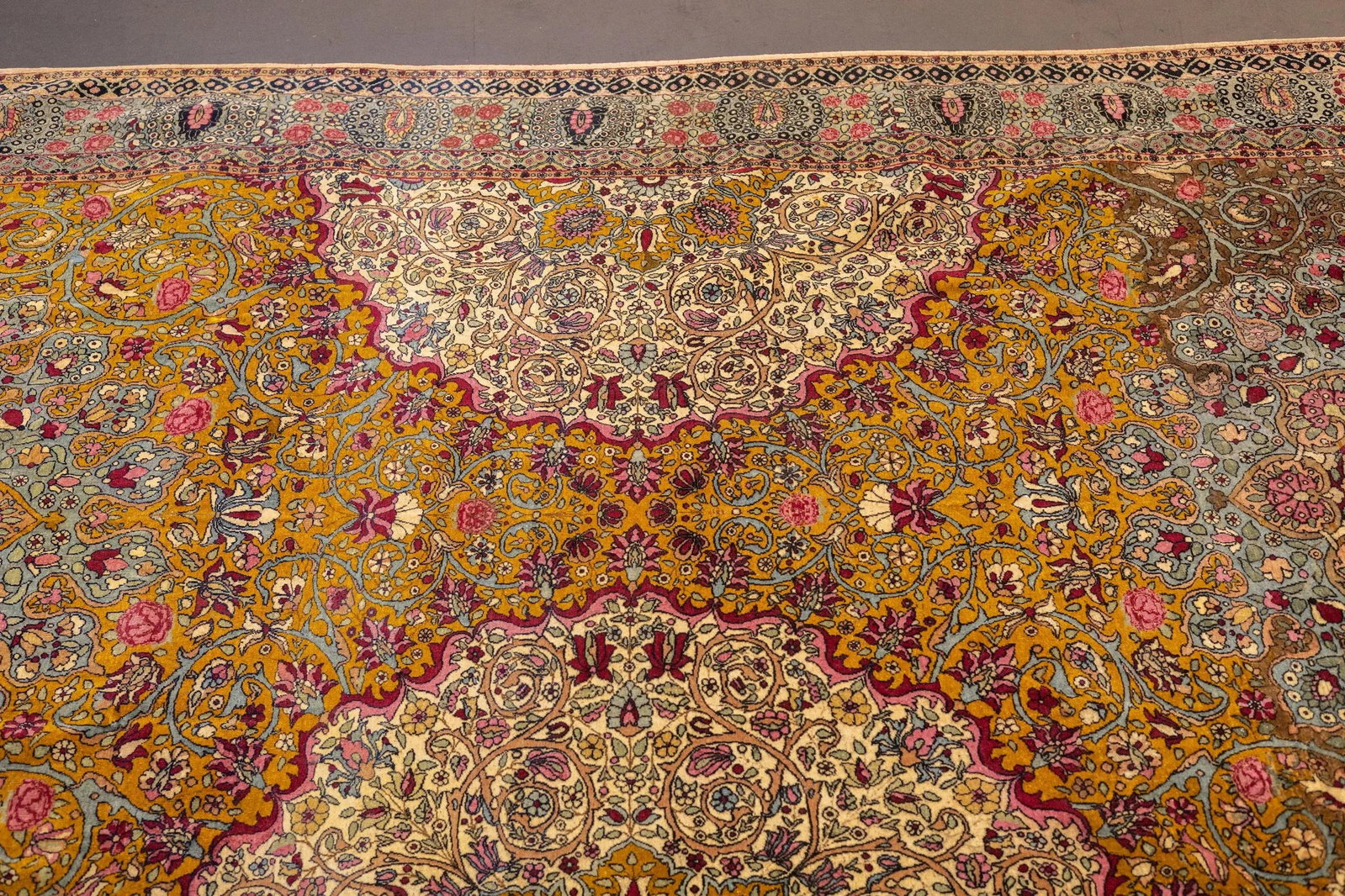 Antique Persian Tehran Rug 7'3'' X 9'10'' - 7