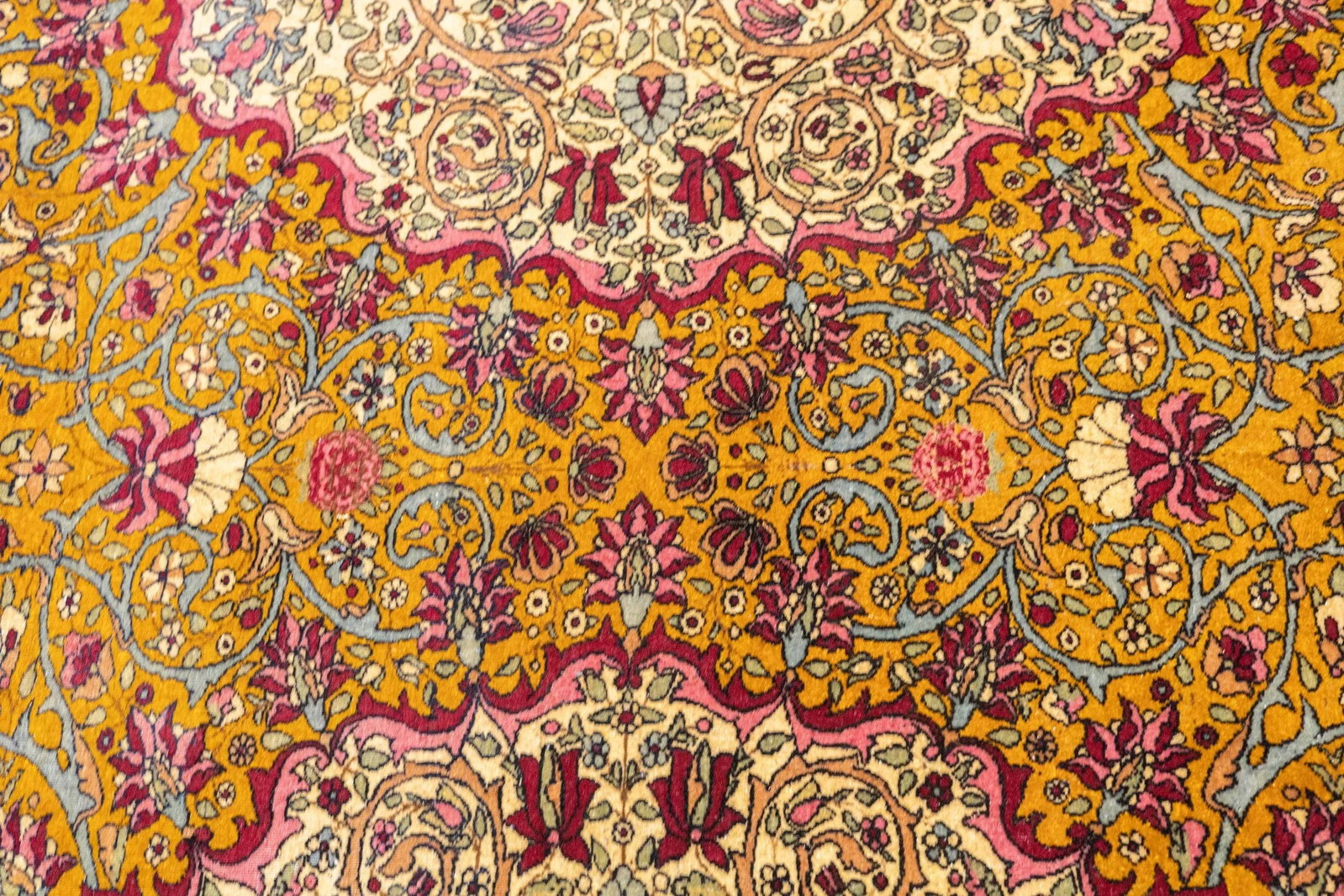 Antique Persian Tehran Rug 7'3'' X 9'10'' - 8