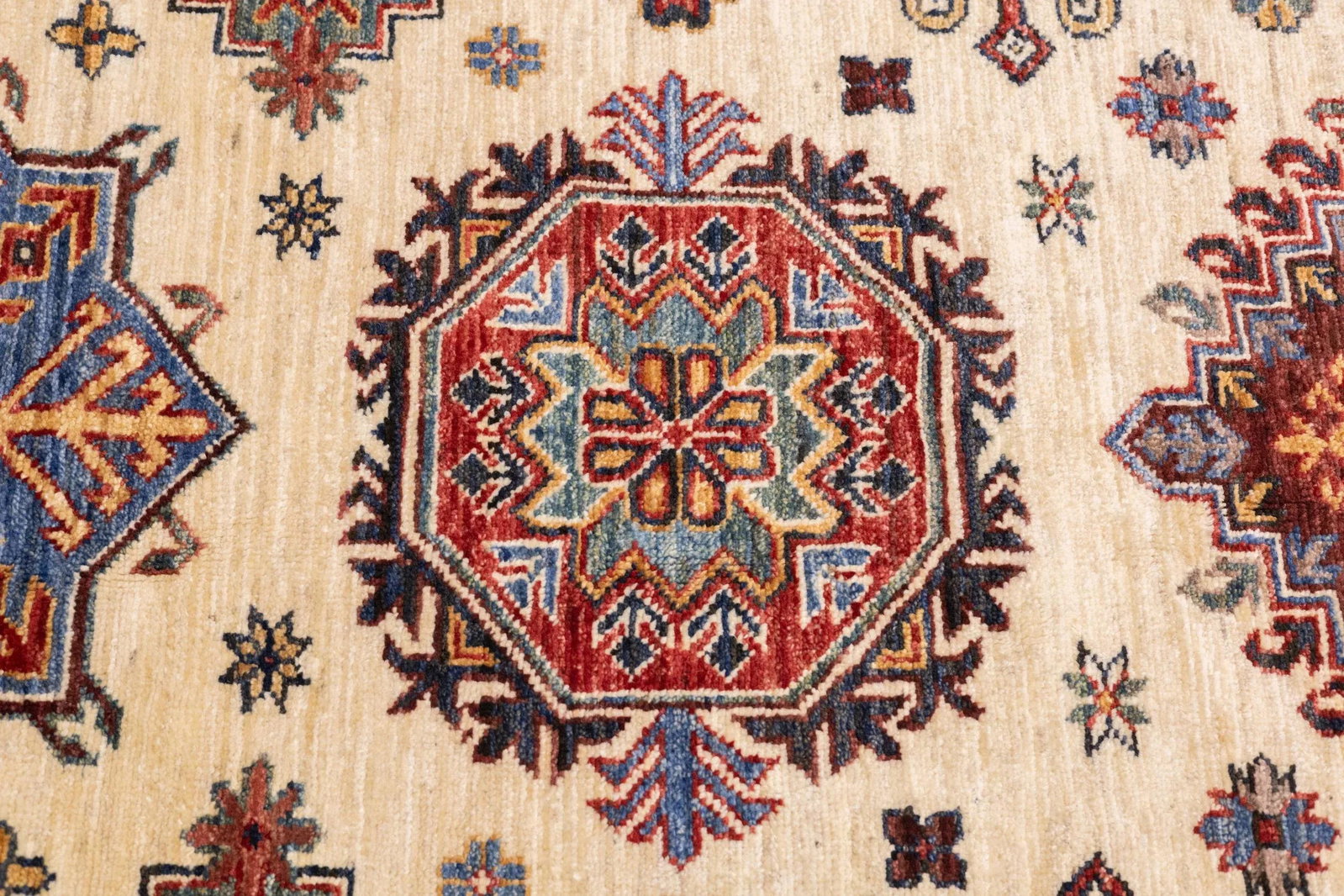 Contemporary Geometric Kazak Rug 5'7'' X 9'1'' - 7