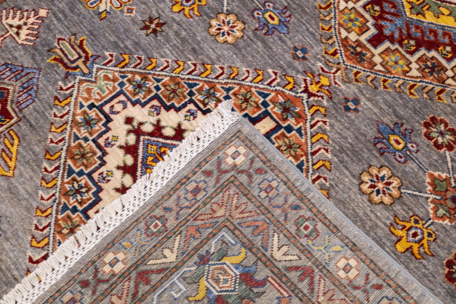 Fine Contemporary Pak Kazak Rug 6'0" X 9'0" - 10
