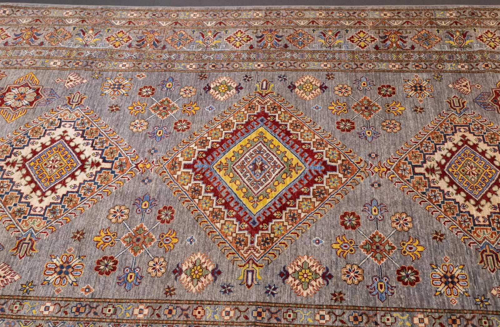 Fine Contemporary Pak Kazak Rug 6'0" X 9'0" - 6