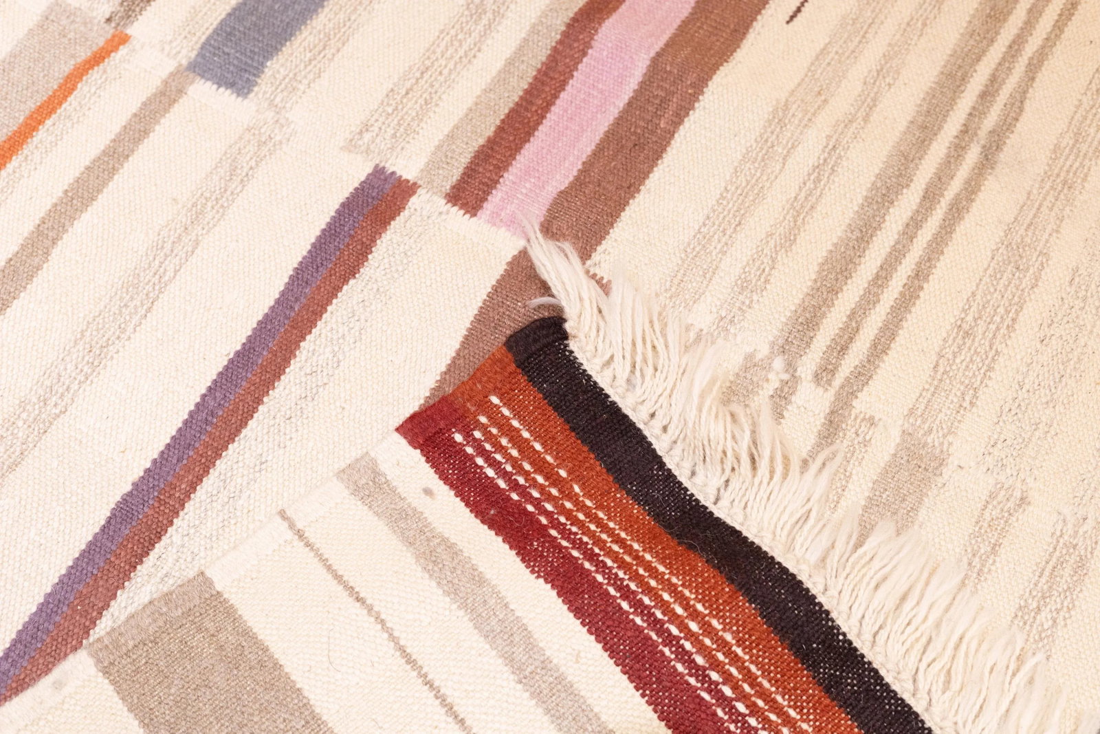 Fine Vintage Scandinavian Kilim Rug 8'4'' X 12'2'' - 8