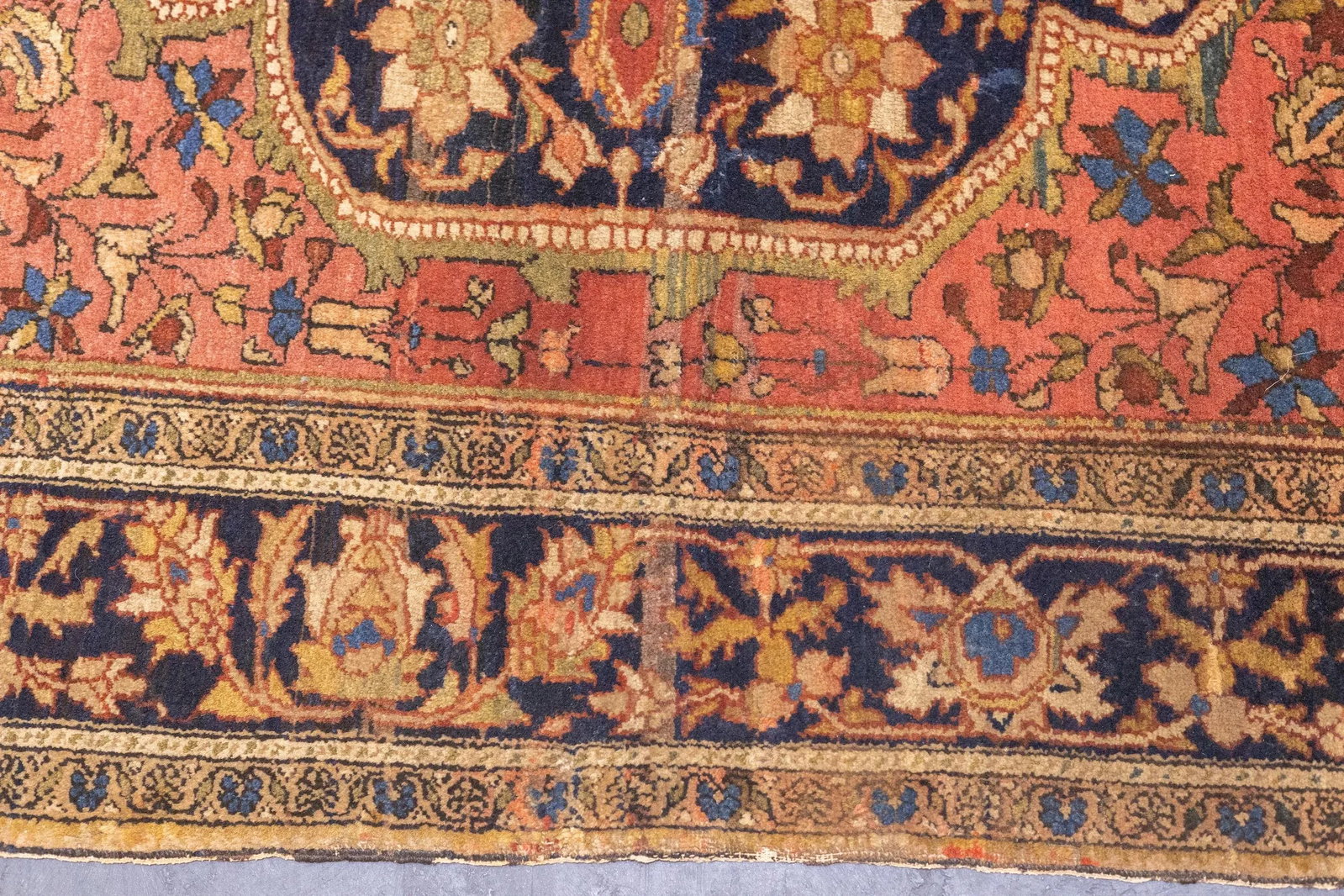 Antique Persian Farahan Sarouk Rug 4'6'' X 6'7'' - 10