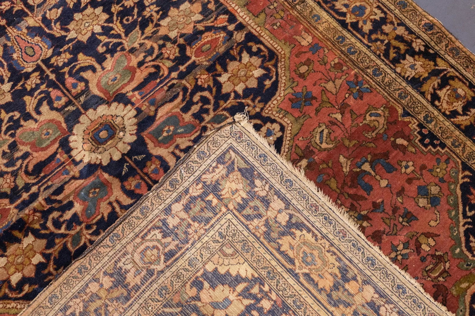 Antique Persian Farahan Sarouk Rug 4'6'' X 6'7'' - 4