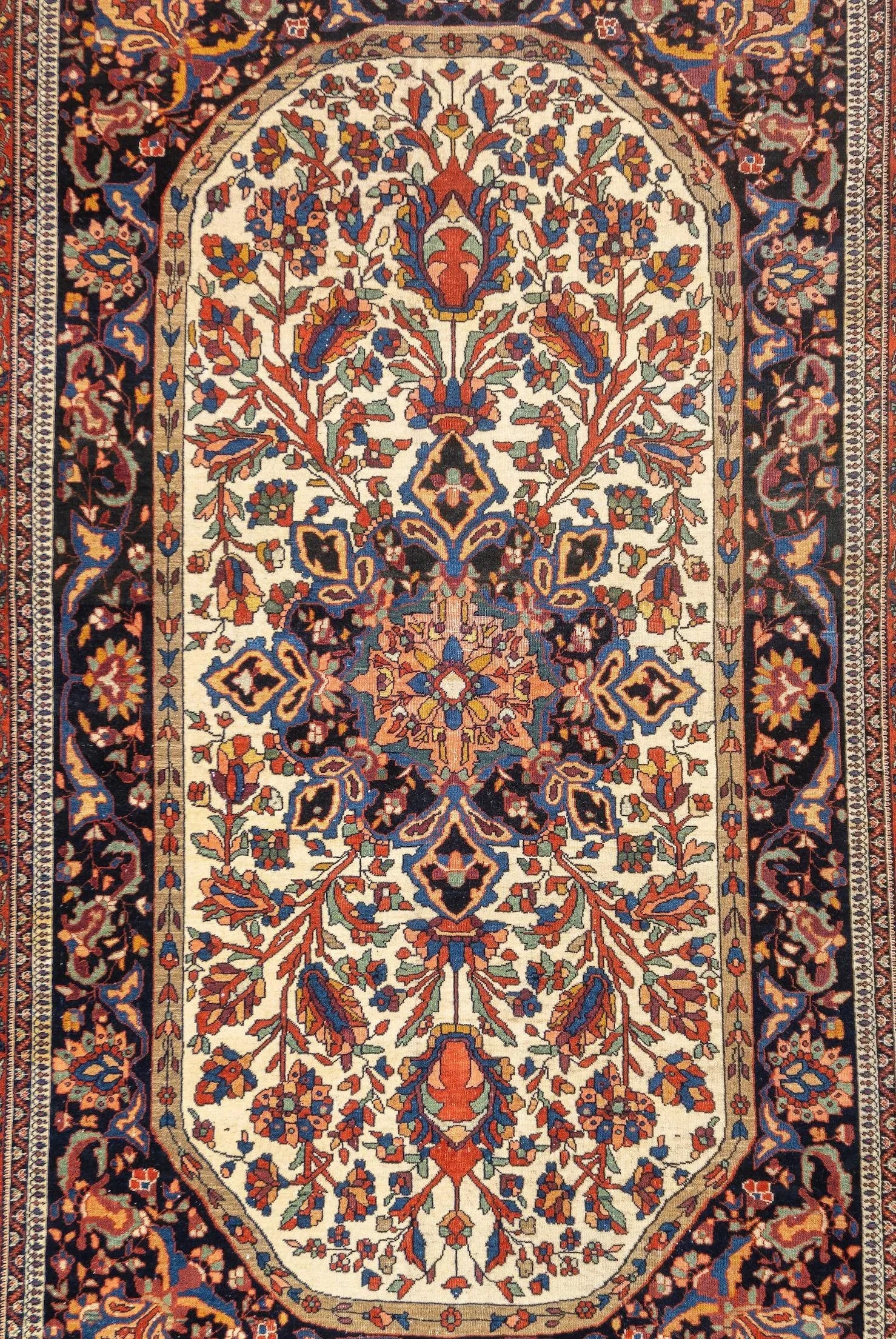 Antique Persian Farahan Sarouk Rug 4'6'' X 6'7'' - 3