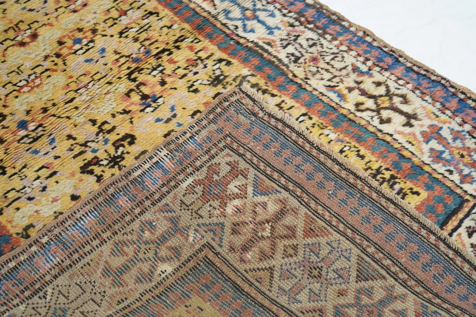 Antique Ivory Caucasian Area Rug - 10