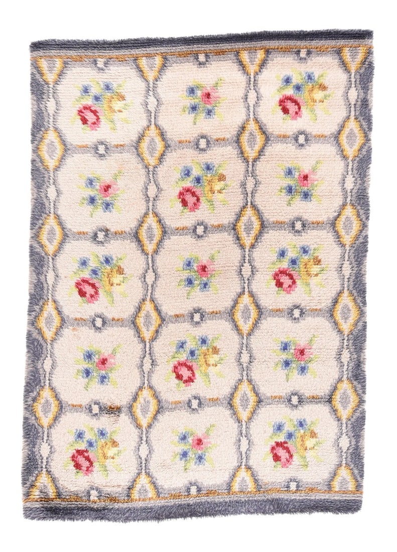 Vintage European Floral Garden Design Rug: Vintage European Floral Garden Design Rug 5'5'' x 7'10'' Condition: Alterations: Original Condition Unaltered Imperfections: Some Imperfections Condition Notes: Good Dimensions: Height: 0.01 in.