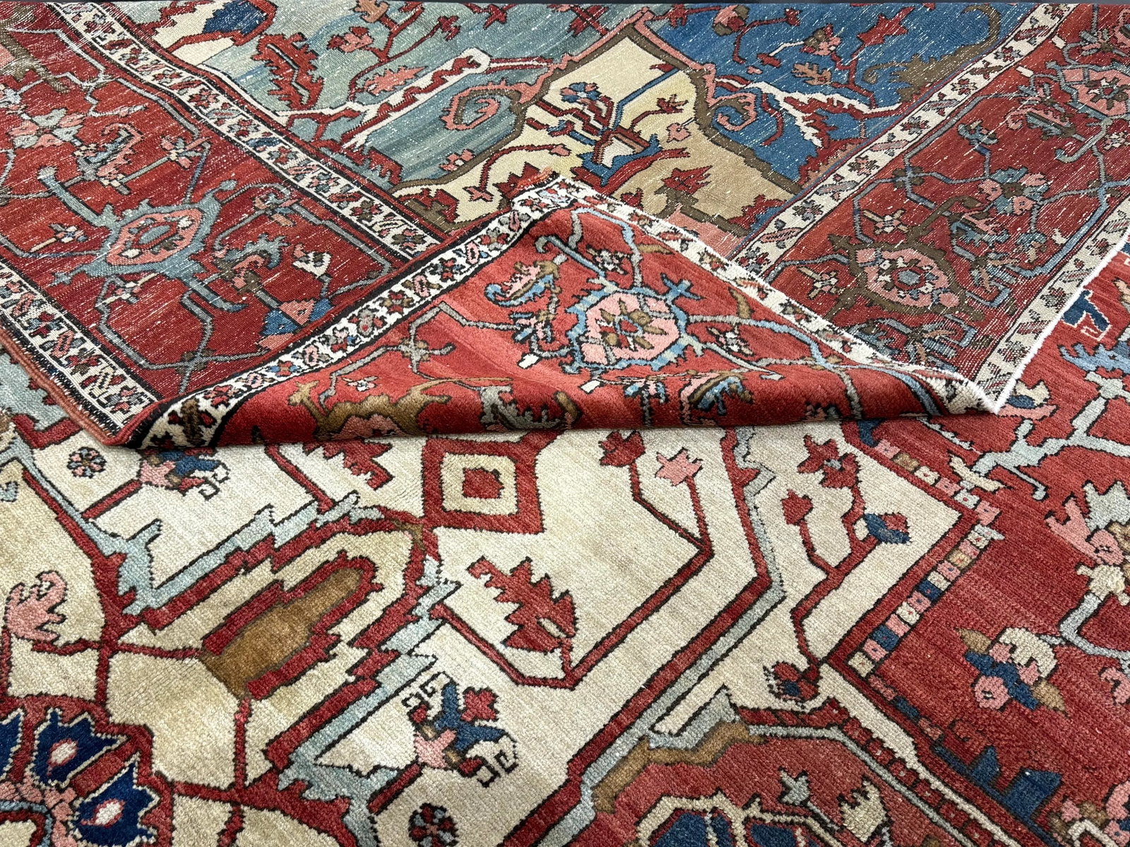 Antique Persian Serapi Rug 9'11" X 13'4" - 7
