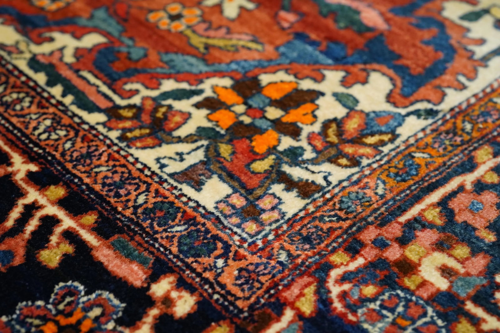 Antique Rose Farahan Persian Area Rug - 6