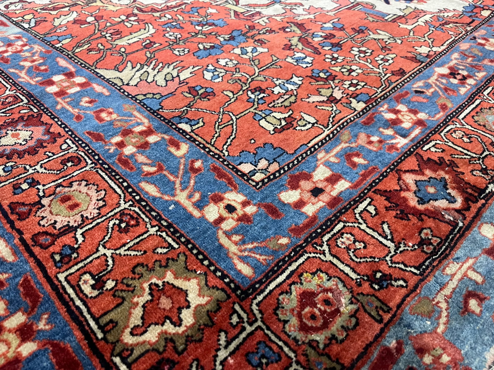Fine Antique Persian Farahan Sarouk Rug 6'3" X 10'0" - 4