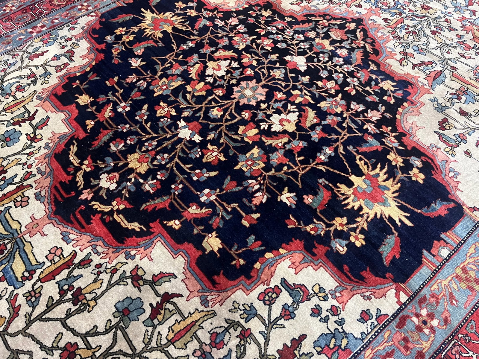 Fine Antique Persian Farahan Sarouk Rug 6'3" X 10'0" - 5