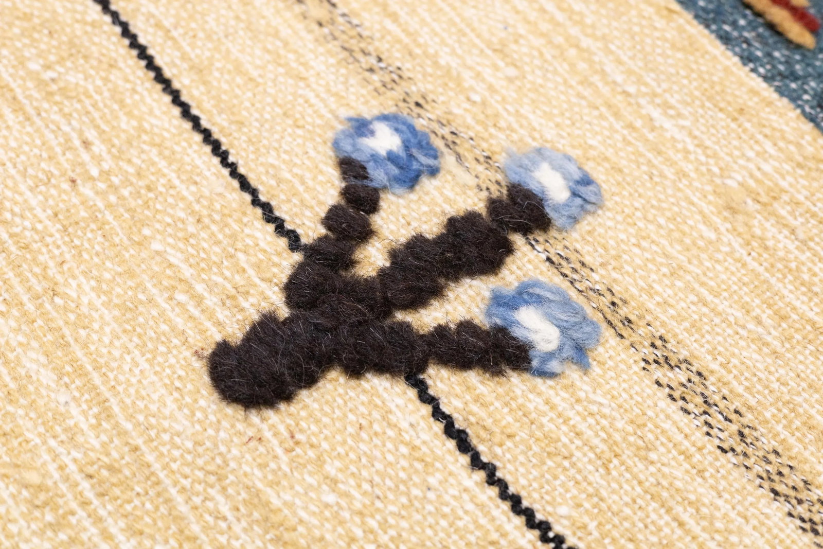 Fine Vintage Turkish Kilim Rug 3'8'' X 5'7'' - 5